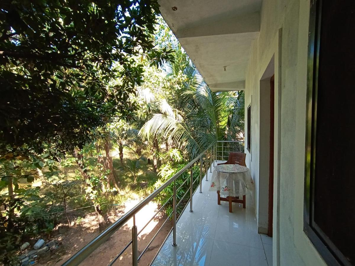Jerone'S Home Stay Majorda Rum bild